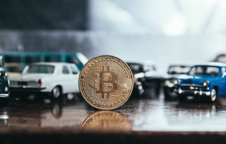 Así se compra un auto con Bitcoin (y otras cripto)