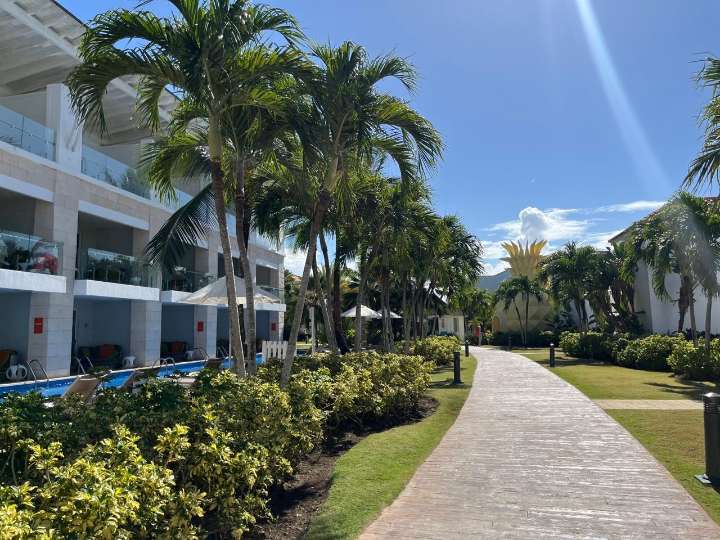I took my kid to an all-inclusive Nickelodeon resort. Our stay was filled with pleasant surprises, but I'd only return on one condition.