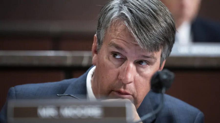 Barry Moore launches U.S. Senate bid, vows to back Trump and fight D.C. “swamp”