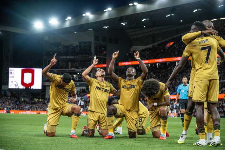 Gallery: The best photos from a stunning night at Villa Park