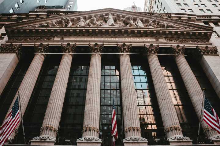 Dow Jones se muestra estable el martes a pesar de la caída del S&P 500 y Nasdaq