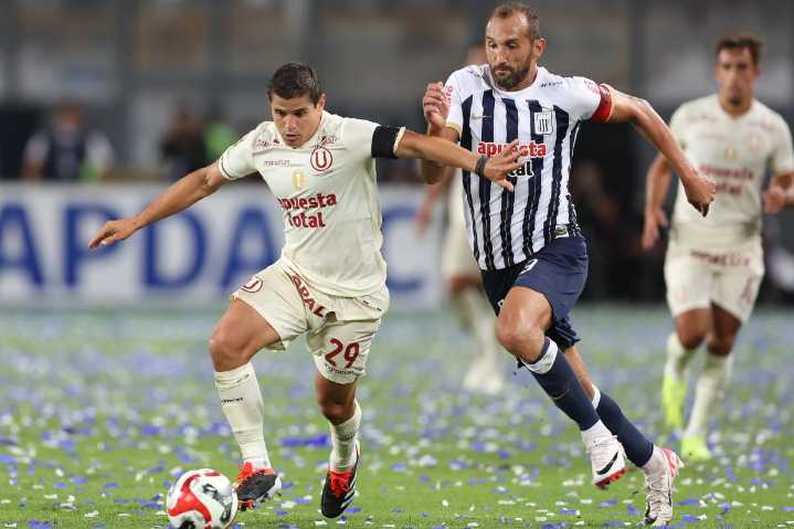 Pronóstico Universitario vs. Alianza Lima ¿Quién es favorito para el clásico del fútbol peruano?