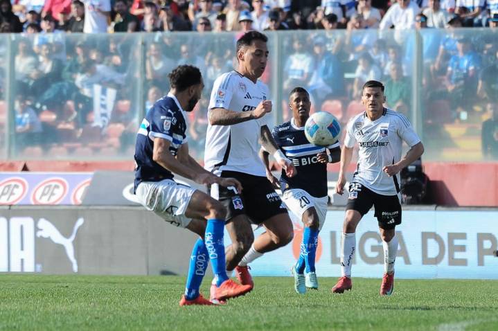 Las probables formaciones de Colo Colo y la UC para el clásico del sábado