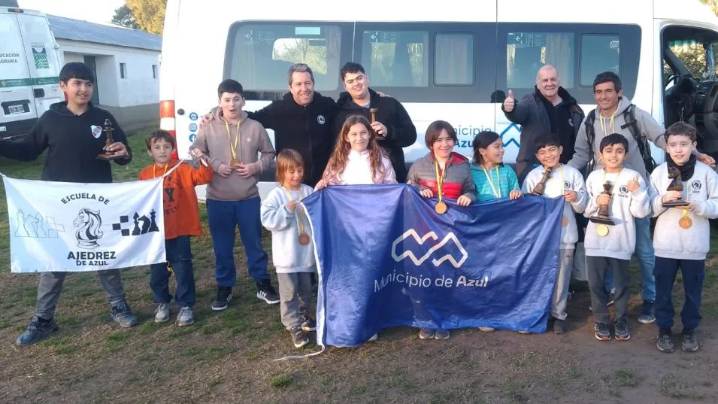 DEPORTES. Azul compitió con éxito en el Prix Infantil del Centro de Ajedrez