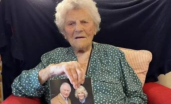 ¡No alcanzan las velitas! La mujer más longeva del mundo cumple 116 años