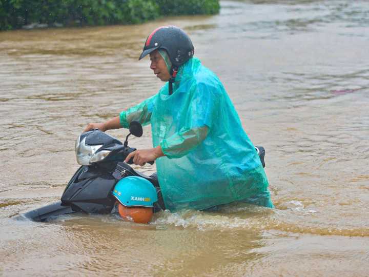 Photos: Death toll from Typhoon Kajiki rises in Vietnam