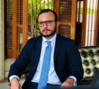 La política del futuro deberá ser diferente
