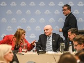 A la espera de un guiño de Javier Milei, Diputados avanzó con los proyectos de los gobernadores