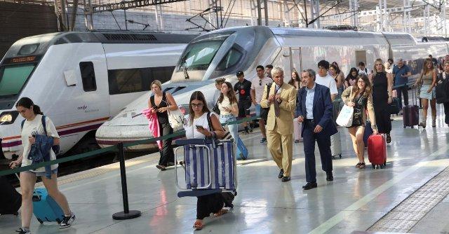 Una incidencia nocturna en la Alta Velocidad en Sevilla afecta a varios trenes de Málaga