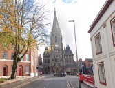 Three police officers injured after mystery liquid thrown at their faces in Leicester