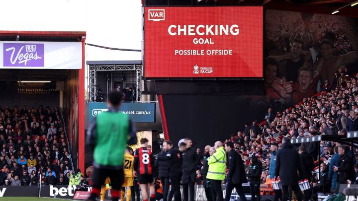 Premier League refs chief: VAR use may expand to yellow cards