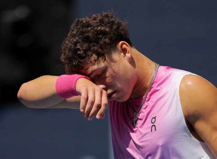 Ben Shelton Admits Feeling ‘Cooked-Out’ After Grueling Cincinnati Heat Test: ‘Shock to the System’ American tennis sensation Ben Shelton makes an honest admission on facing the toughest challenge in C
