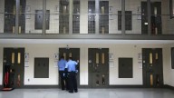 EE.UU. alcanza récord de 60,000 migrantes detenidos, según documentos
