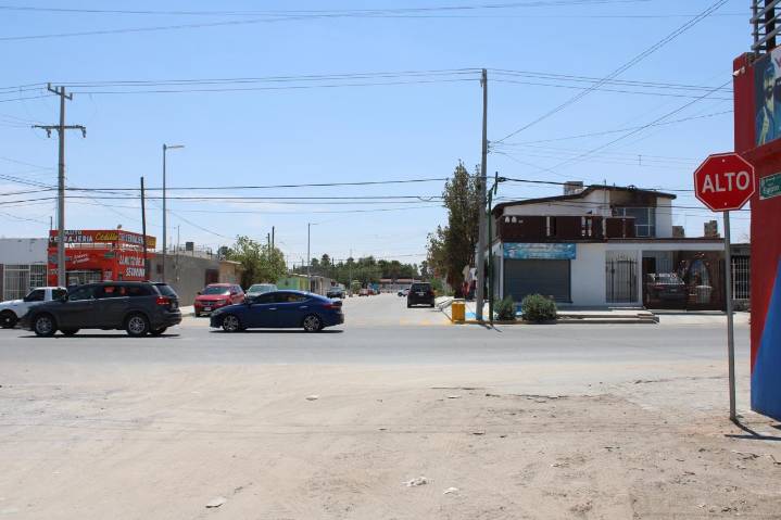 Instalan cuatro altos en la colonia Oasis