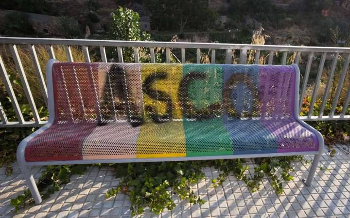 Indignació a l'Espluga de Francolí per una pintada LGTBI