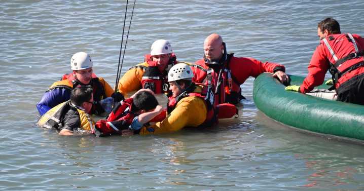 Anchorage firefighters rescue two anglers trapped by rising tide at Ship Creek
