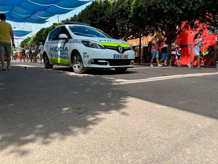 Cerrada 24 horas una caseta en la Feria de Málaga por reincidencia en impedir acceso libre y gratuito