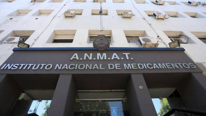 Fentanilo contaminado: desplazan a una directora de la Anmat