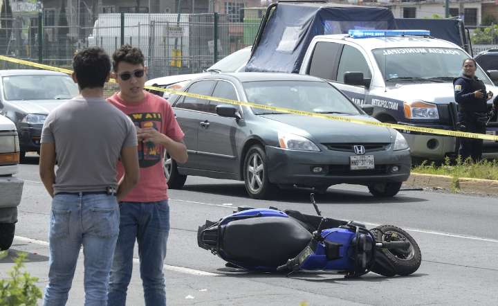 Pide Permanente a autoridades establecer medidas para niños que viajan en motocicletas; en alto riesgo