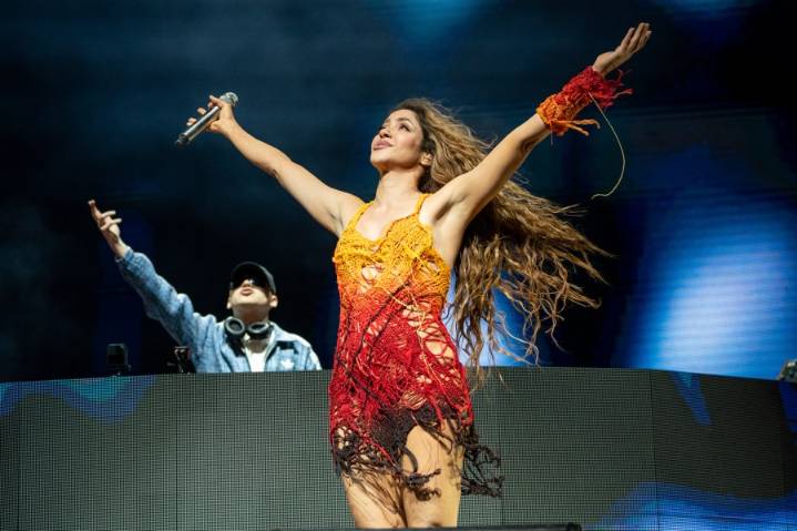 Shakira gears up for Inglewood shows
