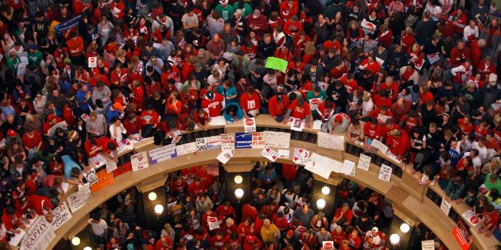 Texas Democrats flee state to block vote on redrawn House maps sought by Trump