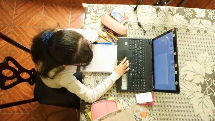 Brecha educativa en Hidalgo: Sólo 35 % de los planteles públicos cuenta con internet