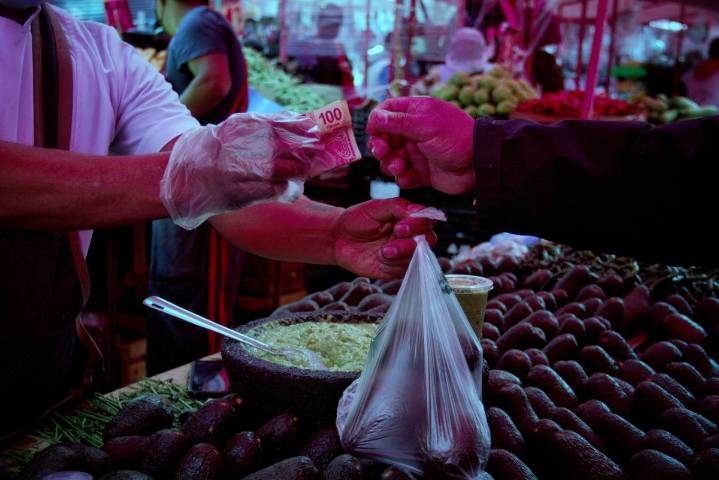 Aumenta 4.3% costo de canasta alimentaria en ciudades de México