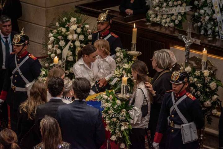 Un país indignado y triste despide a Miguel Uribe Turbay