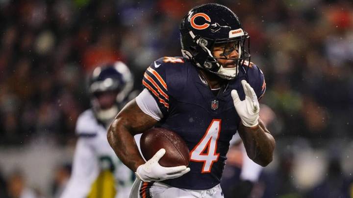 Fantasy football rankings 2025: Best sleepers by NFL model that projected James Cook's huge season