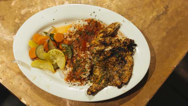 9 Old-School Southern Chicken Dishes That Need To Make A Comeback