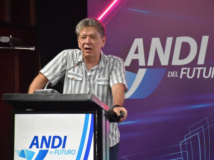 Los empresarios cierran la persiana del gobierno Petro y miran al 2026