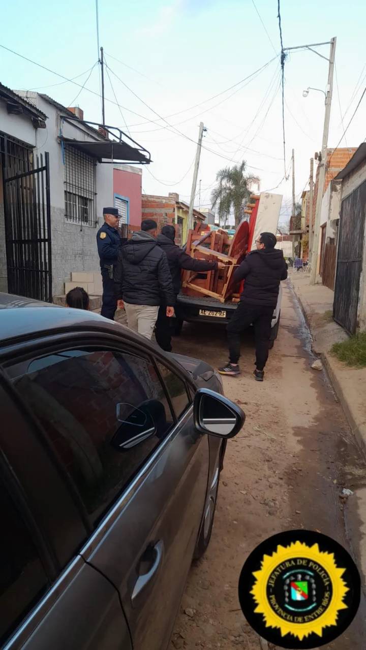 Denunció que su ex pareja se llevó los muebles de su casa y el fiscal ordenó el secuestro.
