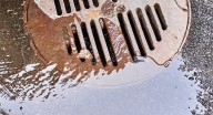 El Ayto. de Badajoz inicia medidas para evitar las acumulaciones de agua en varias calles