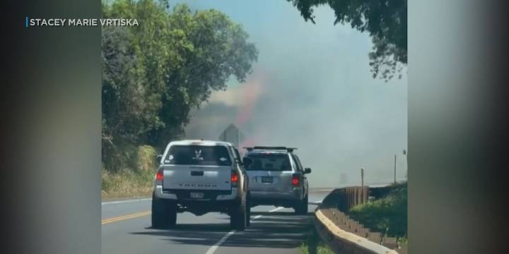 Crews extinguish brush fire in Haiku
