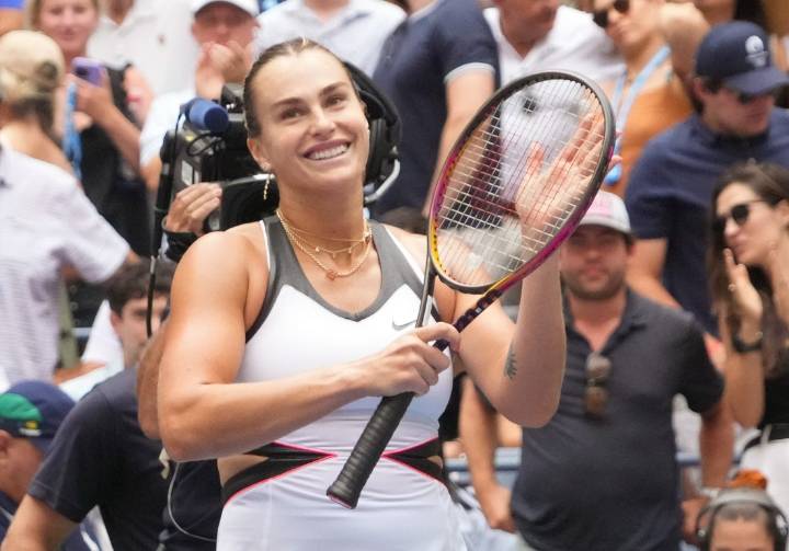 Deadspin | Aryna Sabalenka starts defense of U.S. Open title with solid victory