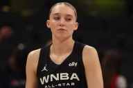 Paige Bueckers Pulls Texas Crowd With Two Sidelines Acts Despite Wings’ Tough Night Out