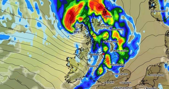 Storm Floris weather maps show exact time UK will be battered with up to 100mph winds