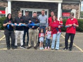 Insurance agency opens its doors, celebrates with ribbon cutting in Warren
