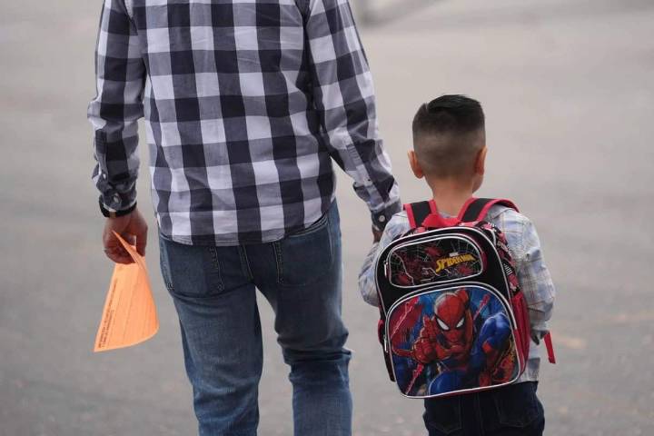 Superintendente pide protección ante redadas migratorias en Los Ángeles