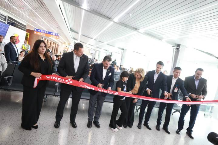 Inauguran Maru y Cruz ampliación del Aeropuerto de Ciudad Juárez
