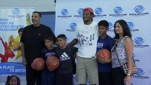 SJM alumni and Suns' guard, Jalen Green, makes a stop in the valley