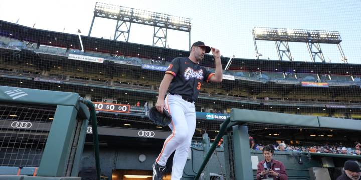 Justin Verlander passes Walter Johnson in career strikeouts