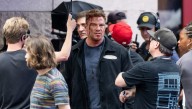 El actor de Reacher revela que “se han intercambiado palabras sobre Batman” con James Gunn, aunque no es lo que crees