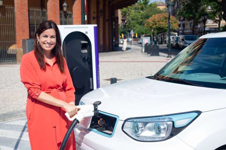 Zaragoza logra reducir 670 Tm de CO2 gracias a su red de recarga para eléctricos