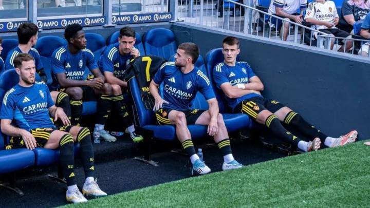 Los 2 minutos de Bazdar y los cero de Moya en Anoeta avisan de su salida del Real Zaragoza