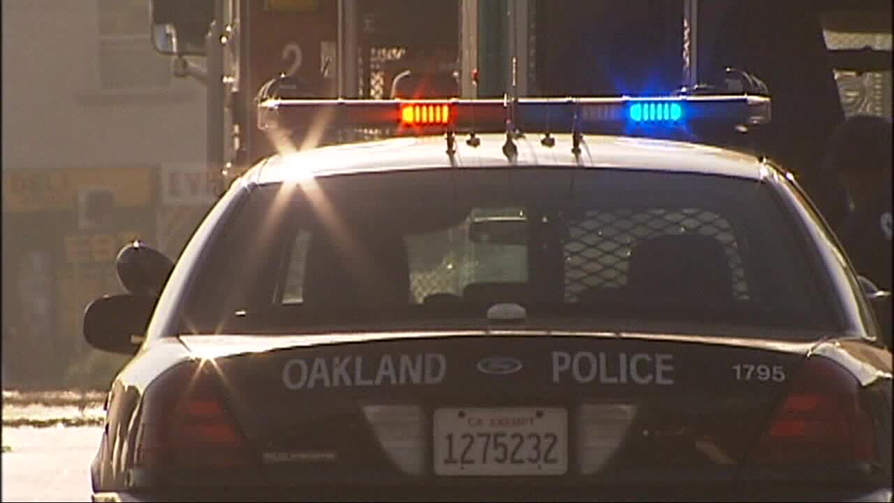 Person killed in early morning Oakland shooting