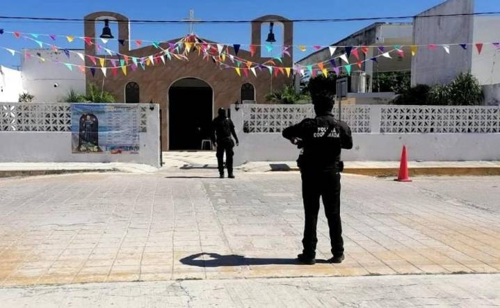 Alcalde de Telchac Puerto, Yucatán, realiza contratación "express" de policías tras renuncia masiva; dimiten en protesta por una liberación