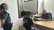 Un joven de 22 años intenta estrangular y acuchillar a su novia en Calahorra: convivían pese a una orden de alejamiento