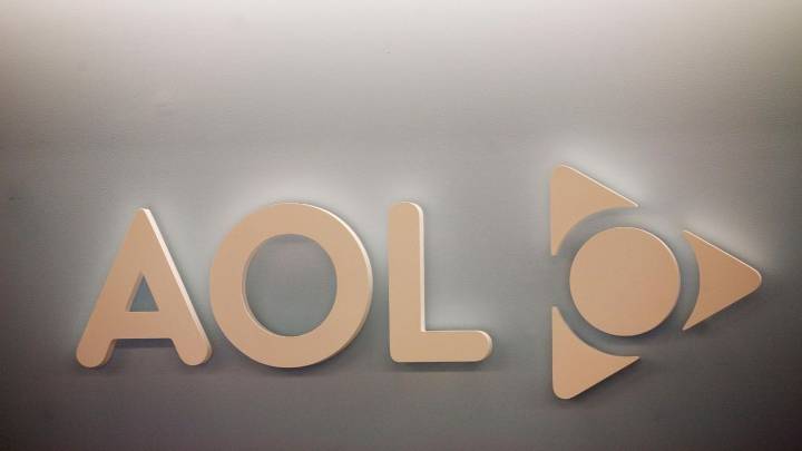 Long Islanders lament (sort of) the dialing down of AOL dial