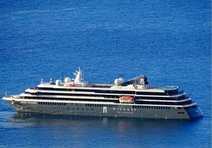 World Explorer in Service for Rivages du Monde
